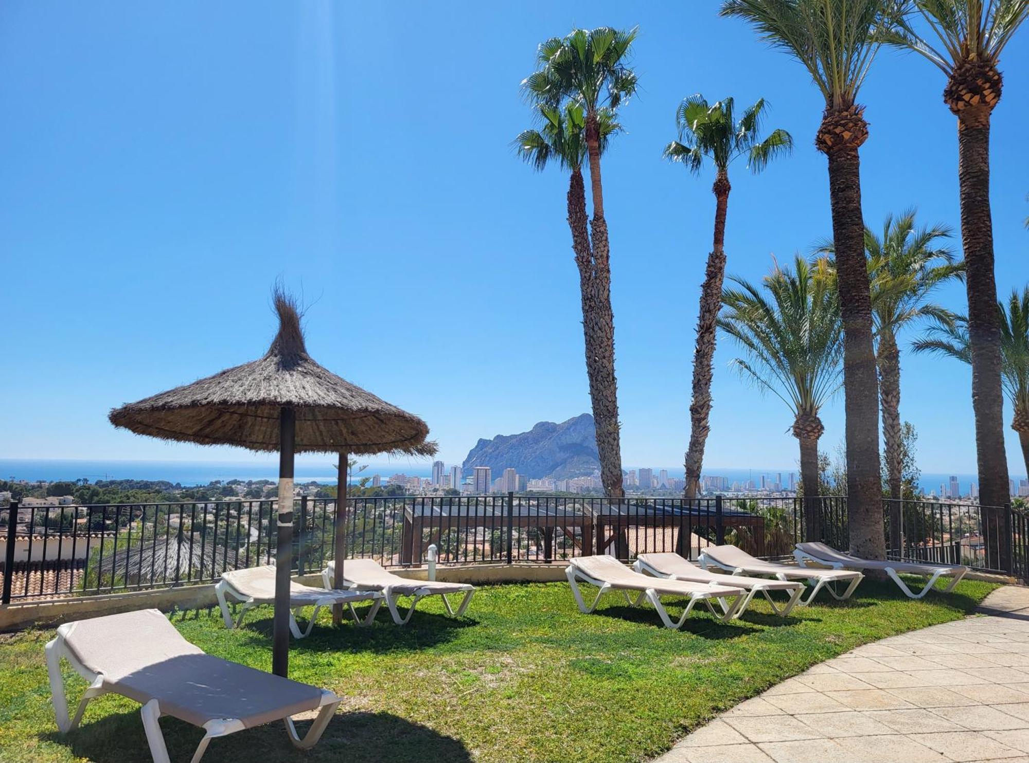 Casa Sunrise - Costa Blanca House With Rooftop, Swimming Pools And Panoramic Sea And Calpe Views Exteriör bild